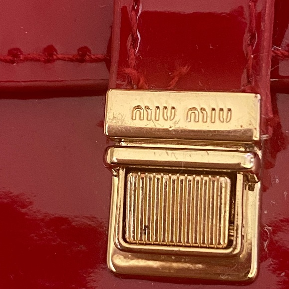 Miu Miu Red Pouch - Picture 4 of 5